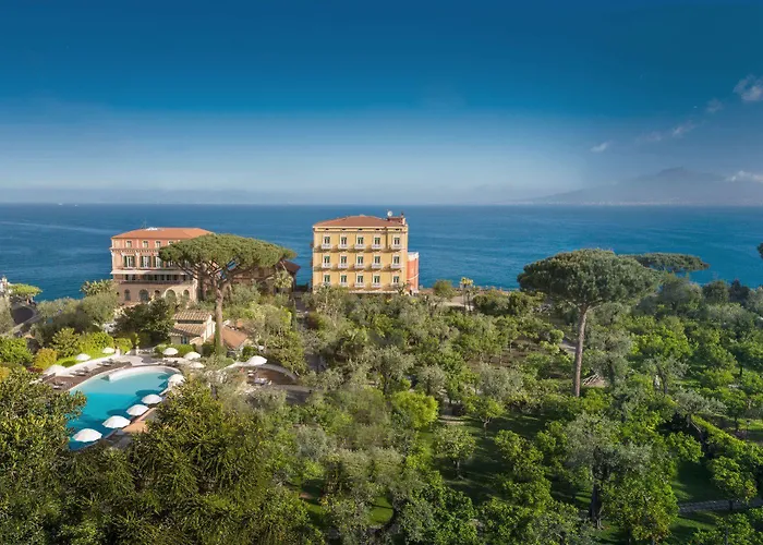 Scegli tra i migliori hotel a Sorrento sulla costiera amalfitana