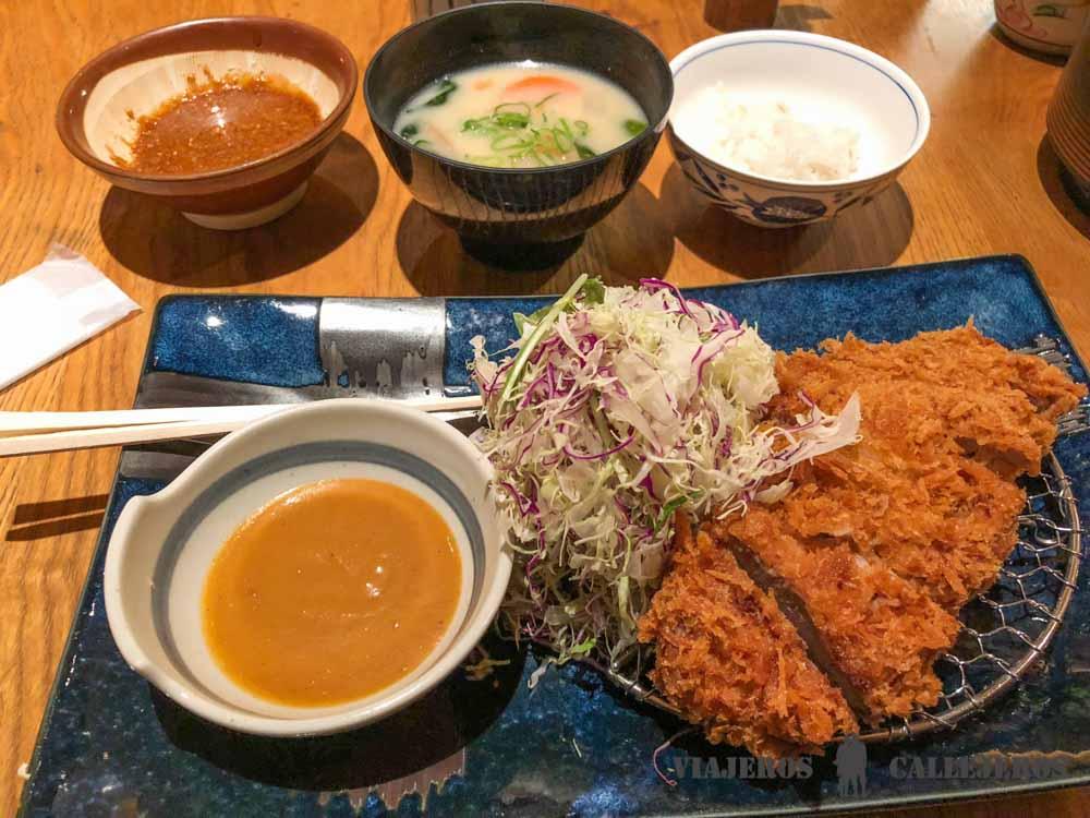 Tonkatsu. Platos japoneses