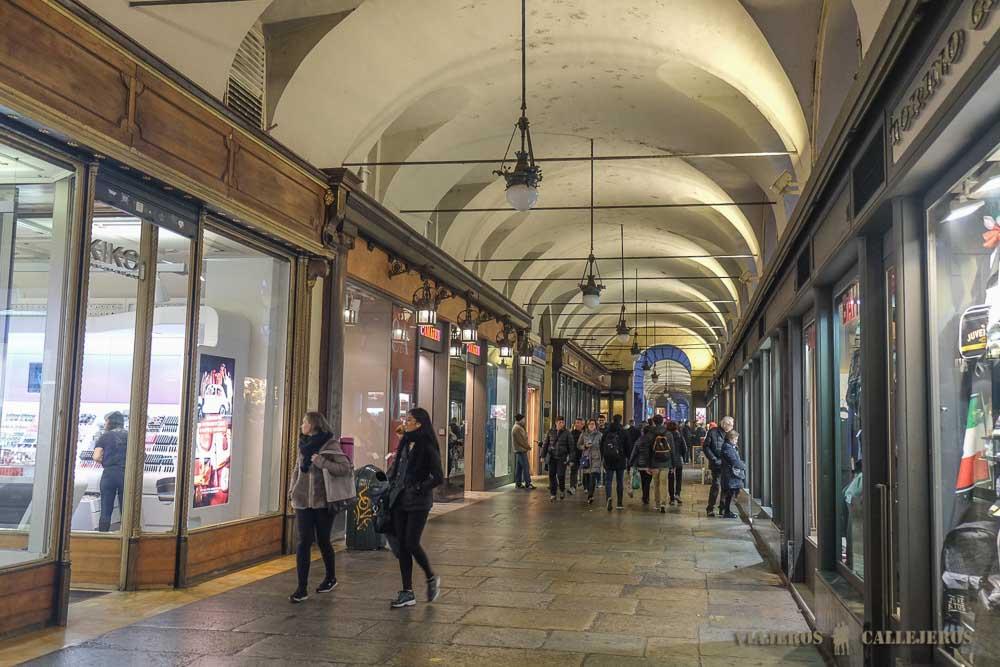 Soportales de Vía Roma